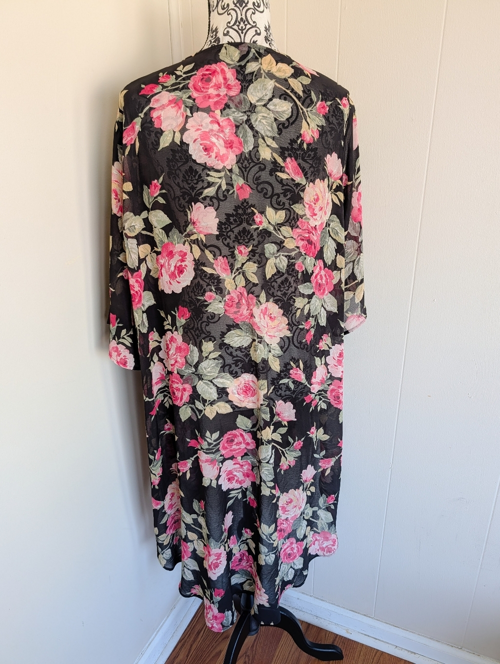 Torrid Textured Floral Print Chiffon Kimono - Picture 4 of 5